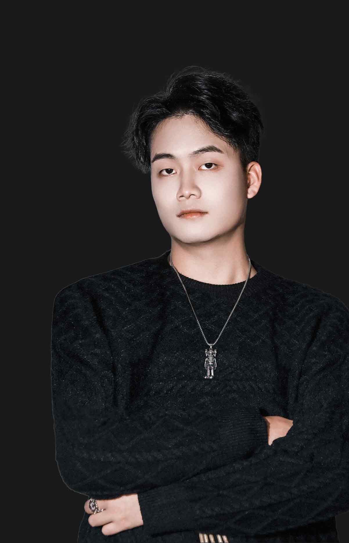 敖华健简介