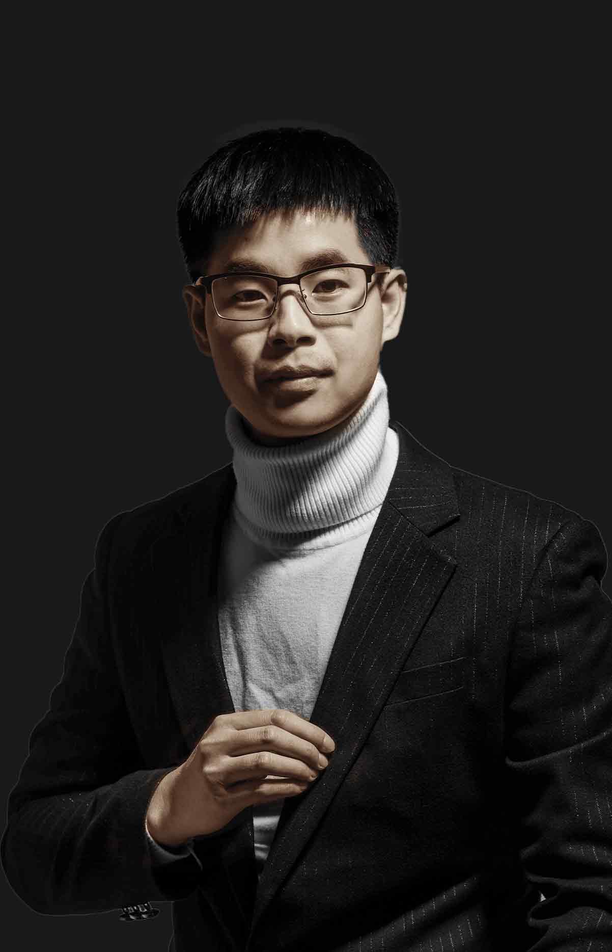欧阳健简介