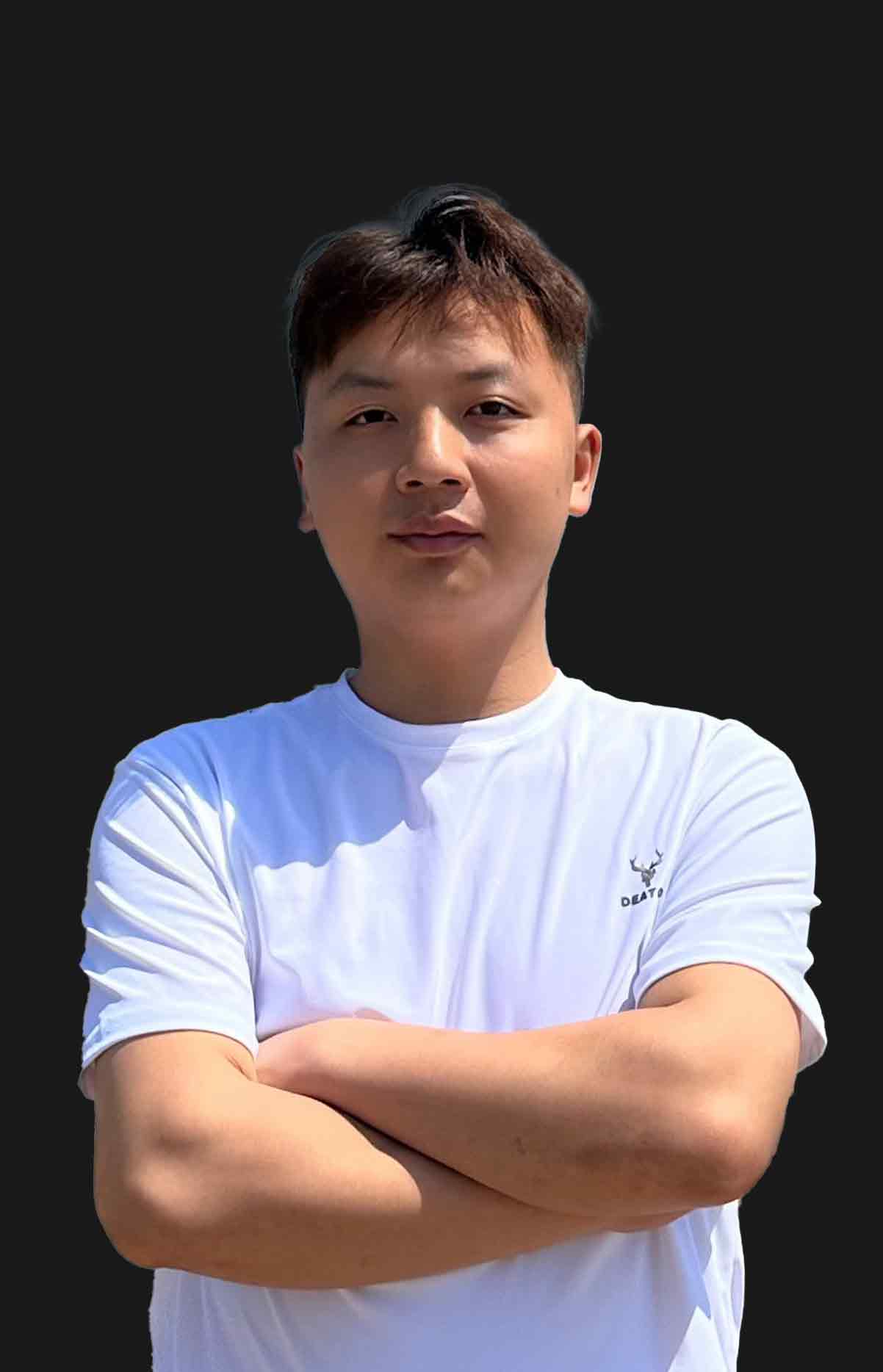 龙兴伟简介